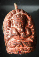Pendentifs amulettes Ganesh Tibétain en pâte de verre. La Magie du Bouddha.