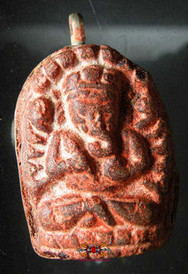 Pendentifs amulettes Ganesh Tibétain en pâte de verre. La Magie du Bouddha.