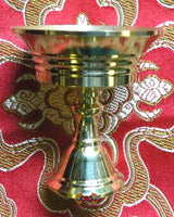 Petite lampe à beurre Tibétaine en laiton. magiedubouddha.com