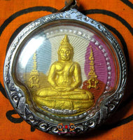 Grande amulette Thai multicolore du Bouddha Luang Phor Sothorn.