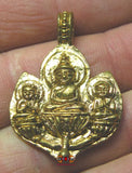 Médaille dorée aux trois Bouddha - Très Vénérable LP Thongpoon.