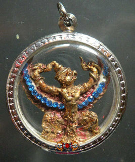 Amulette Thai ancienne Garuda Phaya Kruth. La Magie du Bouddha.