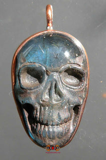 Pendentif Tibétain crâne Citipati en labradorite et cuivre. magiedubouddha