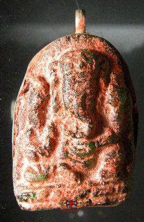Pendentifs amulettes Ganesh Tibétain en pâte de verre. La Magie du Bouddha.