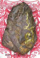Grosses pépites de minerai de fer magique bleu Lek Namphi. – Image d'Amulette Bouddhiste | Amulette Magique