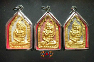 Amulette Thai de charme Phra Khunpaen Oum Nang - Vénérable Phra Ajarn Boonsing Tirapato. La Magie du Bouddha.