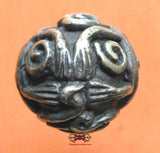 Amulette Phra Pidta Mahahut Look Aum - Très Vénérable Lersi Po Kassem.