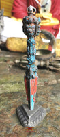 Dague rituelle phurba ancien.
