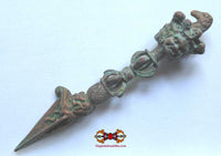 Petite dague rituelle Tibétaine Phurba en cuivre ancienne. La Magie du Bouddha.