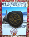 Pierre sacrée du mont Kailash (Yarlung Tsangpo) - gravée du mantra de Namgyalma A-Ah-Sha-Sa-Ma (ou du mantra de Chenrézi).