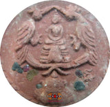 Amulette rouge de Shiva monté sur un Garuda.