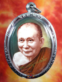 Grande amulette portrait de Sa Sainteté Somdej Phra Sangharaj La Magie du Bouddha.