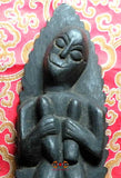 Statue animiste Dayak en bois sculpté (Malaisie).