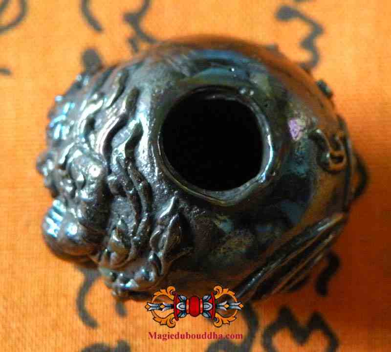 Perle sacrée alchimique Look Sakot Phra Rahu - protection