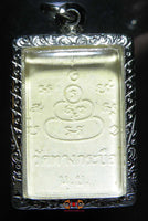 Amulette aux 5 Bouddha - Vénérable Phrakru Adisai Kitjapor. magiedubouddha
