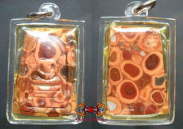 Amulettes Phra Somdej sculptées en pierre relique Hin Phratat marbrée magiedubouddha